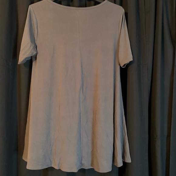 Top - Picture 2 of 2